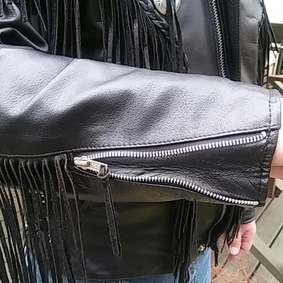 Leather Jacket - Picture 5 of 8